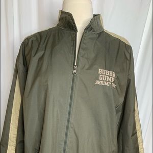 Bubba Gump Shrimp Co Windbreaker olive green Sm